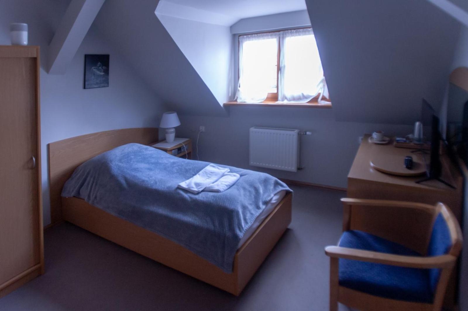 Pensjonat Mysliwski Cedynia Exteriör bild
